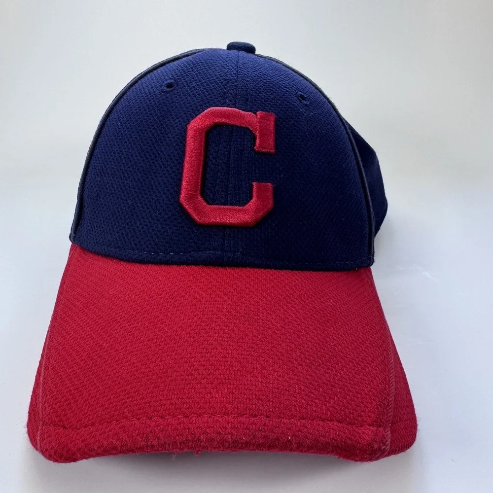 New Era 39Thirty Cleveland Guardians Batting Practice Cap Youth Fit MLB Blue Red